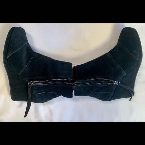 TOMS black suede wedges - Picture 3 of 5